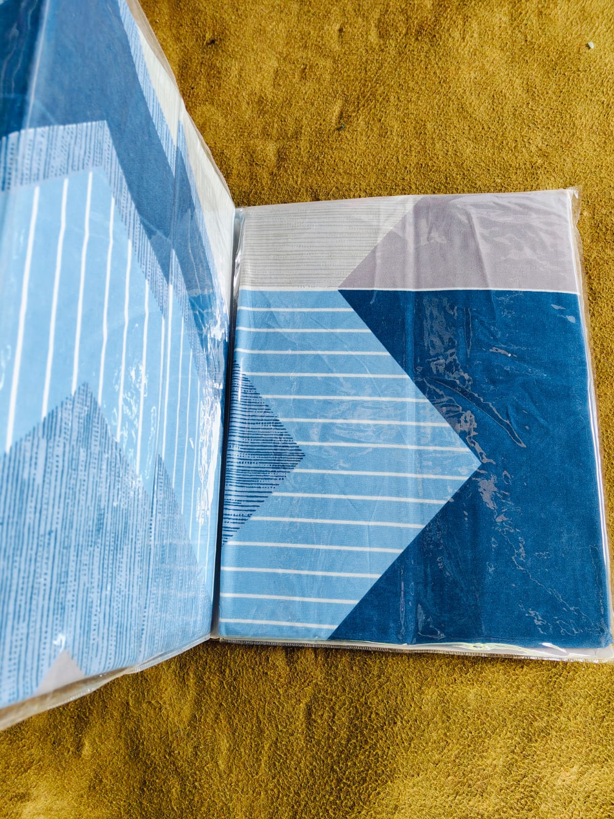 COTTON BEDSHEET BOOKFOLD - 1+2 SET (BB11)