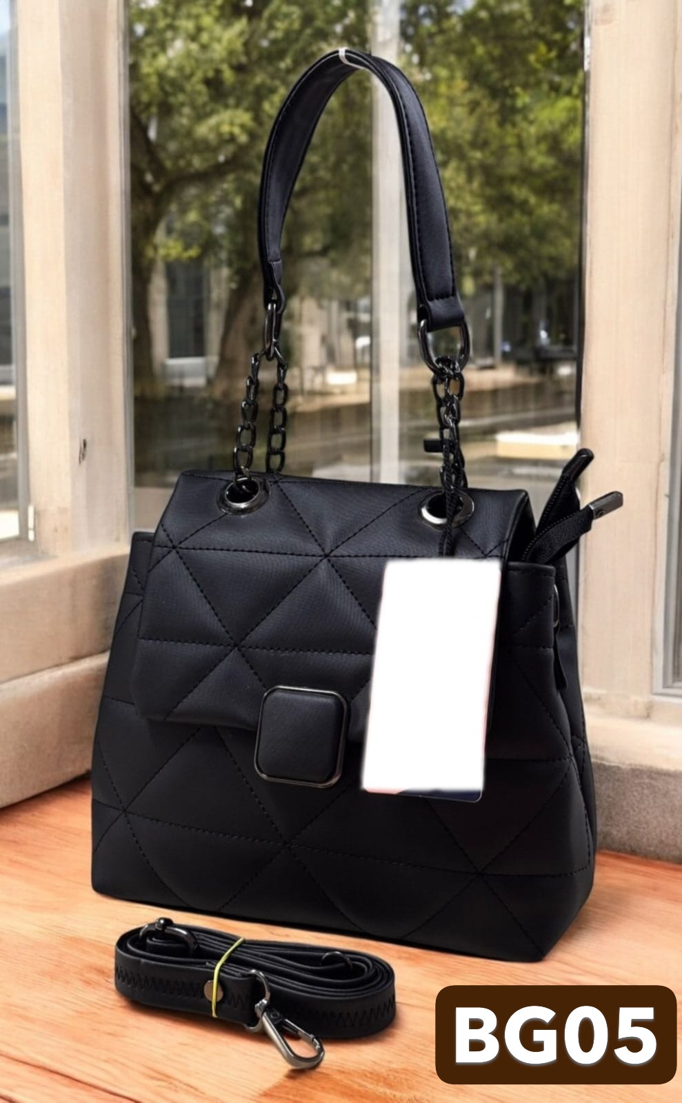 Trendy Women’s Handy Sling Bag – Stylish & Compact (BG05)